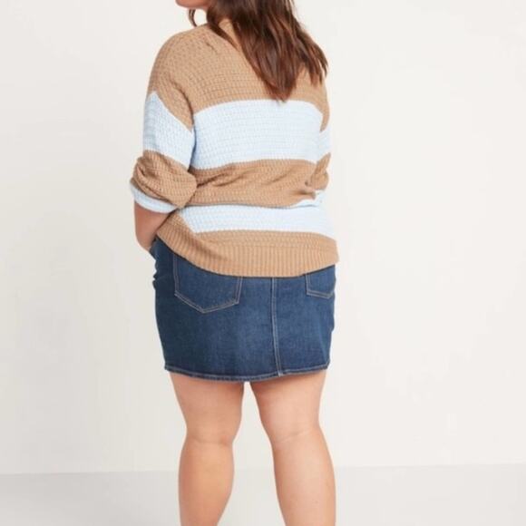 Old Navy Scottie high Waisted button front mini Jean skirt - Picture 5 of 12